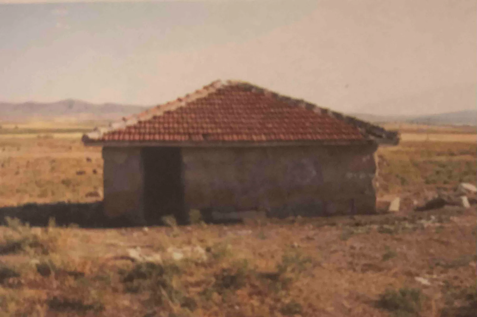 Aziz Ağa Türbesi