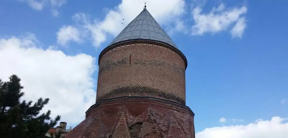 Hz. Şeyh Hasan Bey R.A. (Güdük Minare)