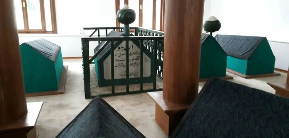 Merkez Efendi Hz.