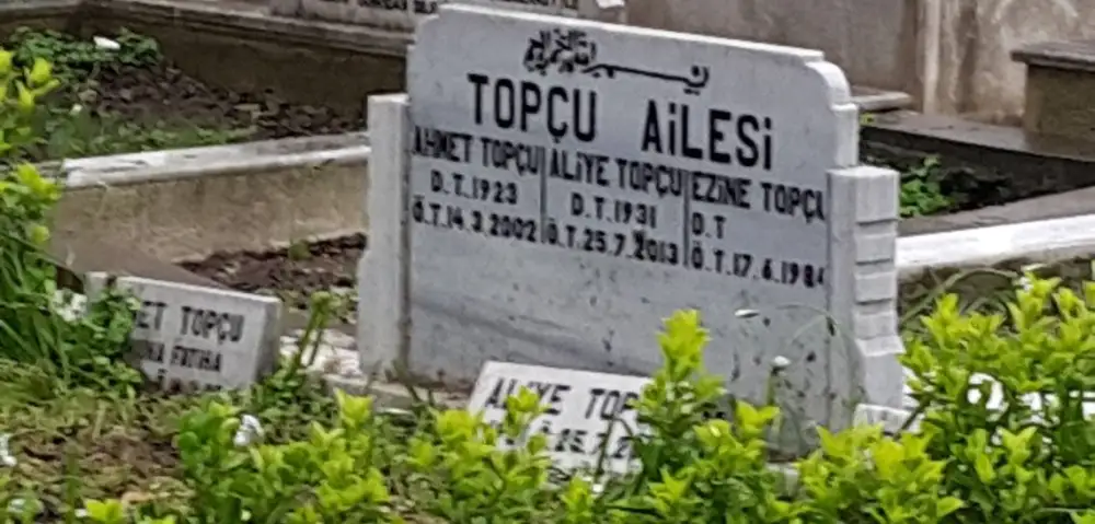 Ezine Topçu (Hacı Baba'nın Validesi)