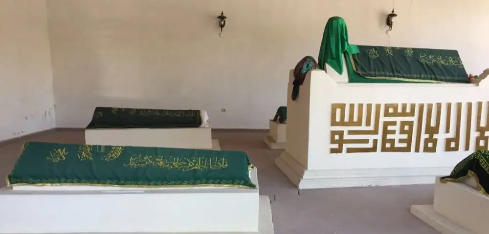 Karasi Baba Hz. ( Paşa Sultan)