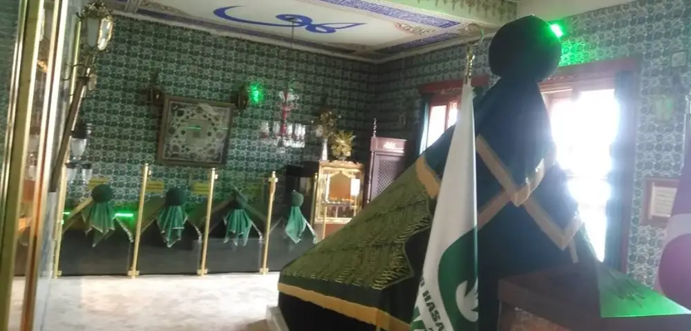 Pir Seyyid Hasan Hüsamettin Uşşaki Hz.