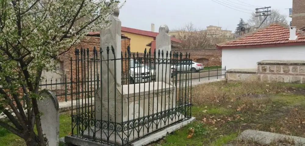 Tütünsüz Baba Hz. (Ahmed Rıdvani)