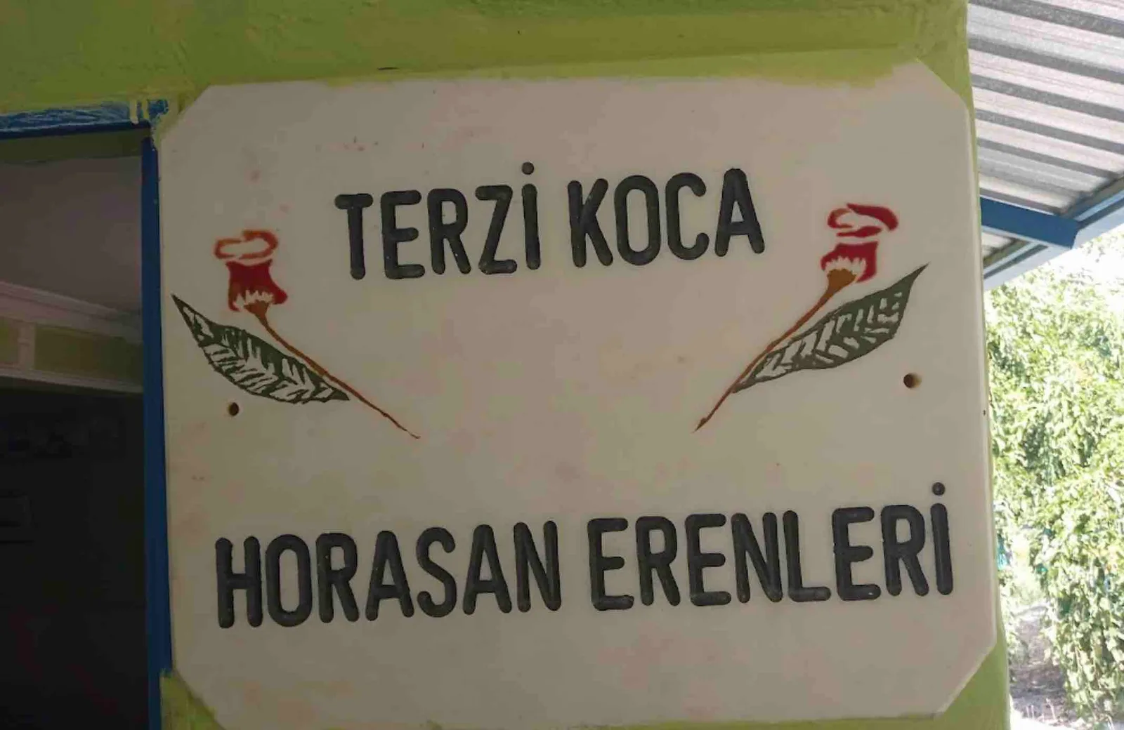 Terzi Koca Türbesi
